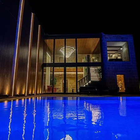 Harmony Hideaway By Aura