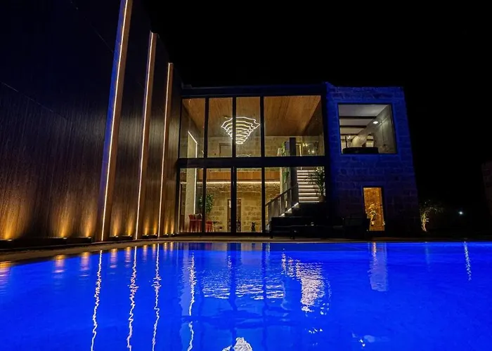 Harmony Hideaway By Aura