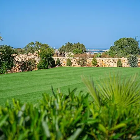 Harmony Hideaway By Aura